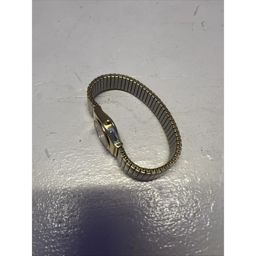 Armitron Now Watch Women's Gold Tone‎ Oval Dial Stretch Band Vtg